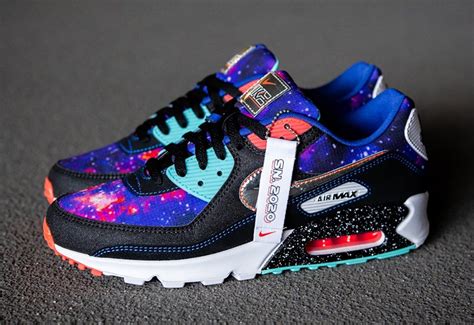 supernova Air Max